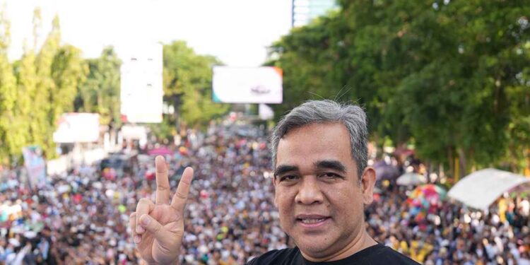 Puluhan Ribu Masyarakat Sulsel Hadiri Jalan Sehat Bersama Cawapres Gibran