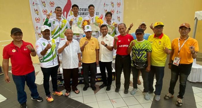 Sumbang 18 Medali Emas, Kadispora Riau Apresiasi Atlet Renang Porwil Sumatera XI Riau