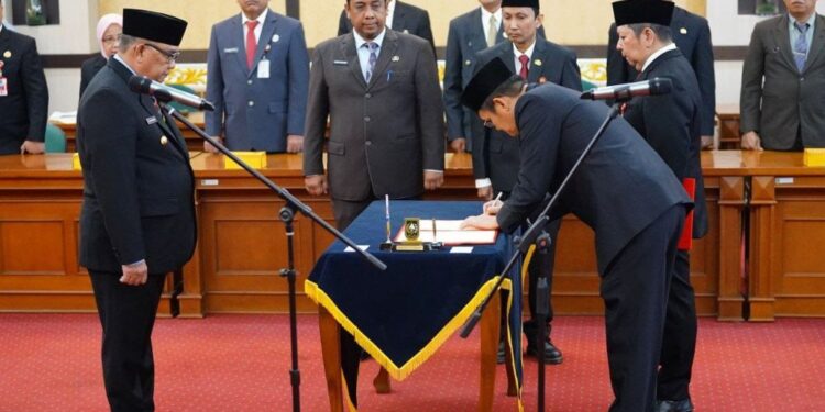 Gubri Edy Natar Lantik 21 Pejabat Pimpinan Tinggi Pratama di Lingkungan Pemprov Riau
