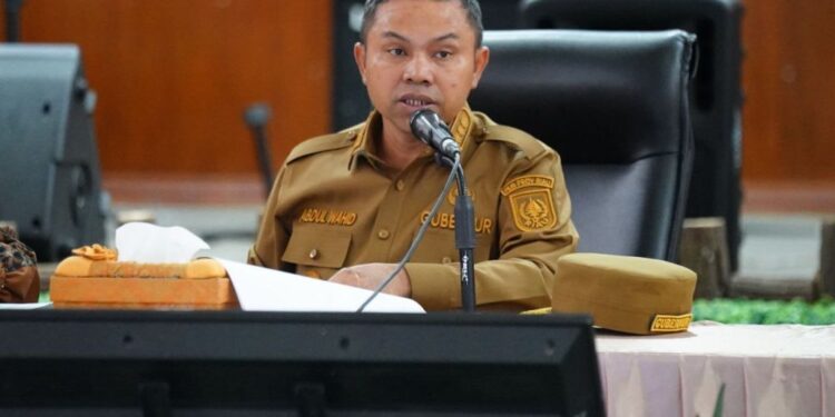 Target PAD Meleset, Gubernur Riau: Bapenda Harus Jemput Bola dan Berinovasi