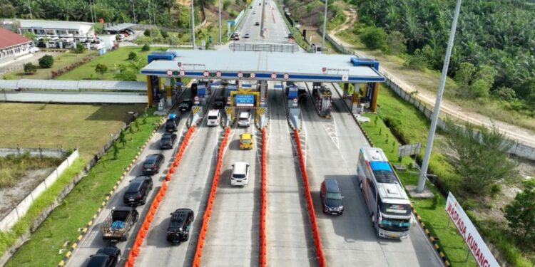 Volume Kendaraan di Jalan Tol Riau Meningkat Signifikan, Berikut Datanya